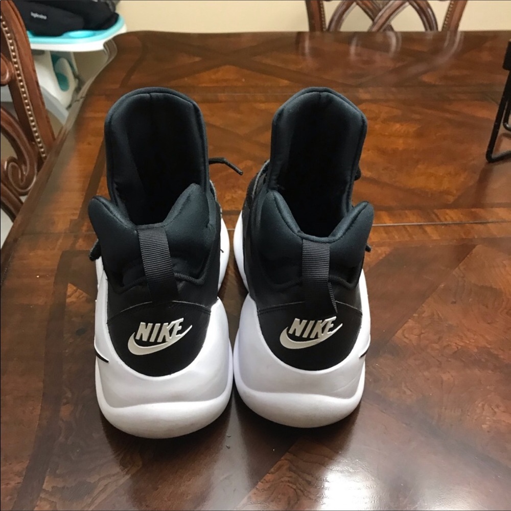 2 pairs Nike Kawazi - Picture 6 of 8